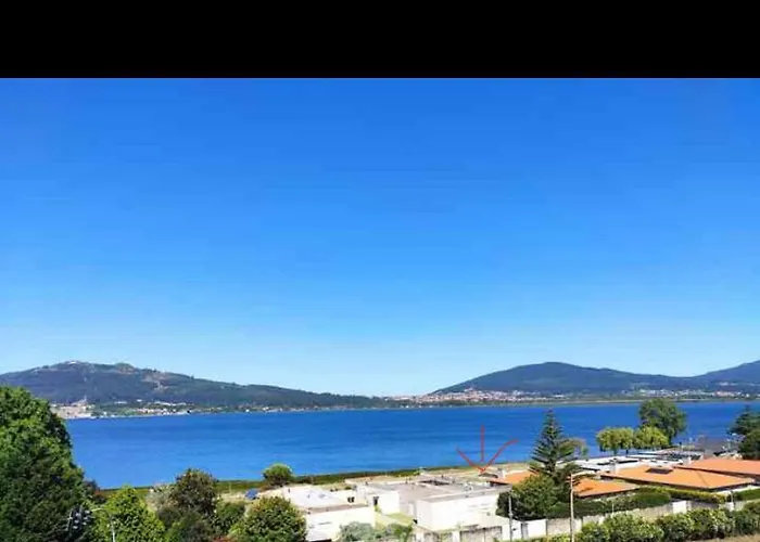 Vistas Do Minho No Caminho De Santiago * Caminha